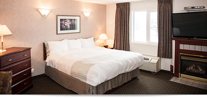 Jays Inn & Suites executive suite